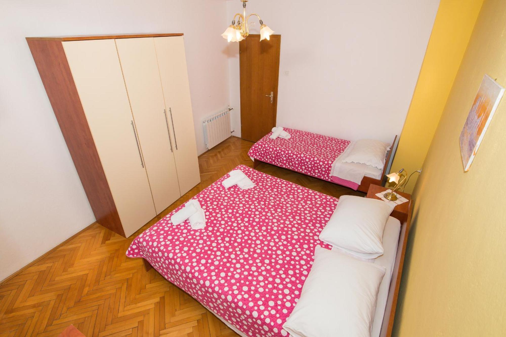 Apartments Marieta Makarska Quarto foto
