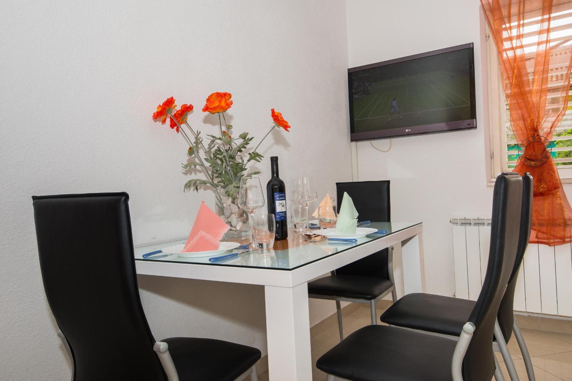 Apartments Marieta Makarska Quarto foto