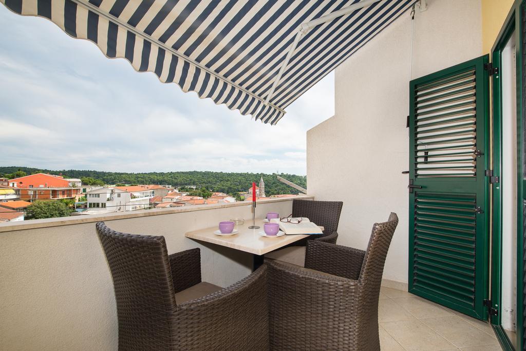 Apartments Marieta Makarska Exterior foto